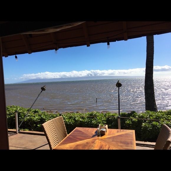 Meet your Posher - Picture 2 of 7